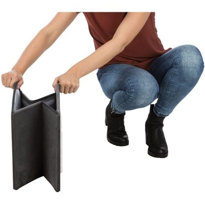 Trixie Livia Cama Cueva Gris para perros y gatos thumbnail