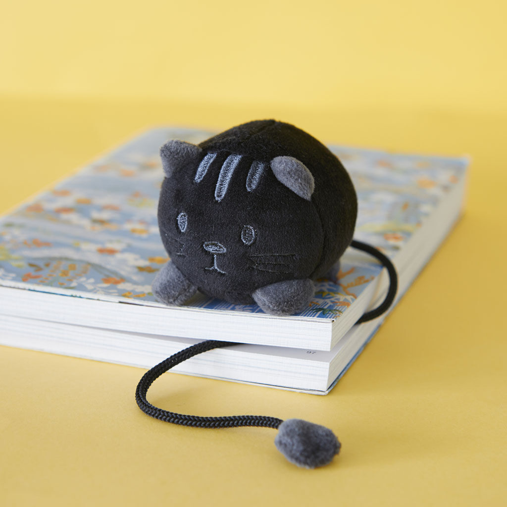 Balvi Marcap&aacute;ginas Kitty Color negro Divertido punto de libro en forma de gato Poli&eacute;ster, , large Imagen numero 3