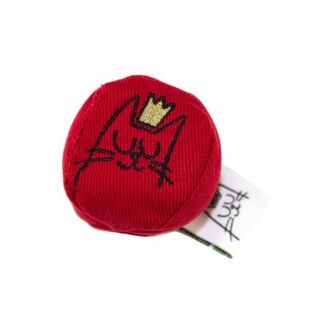Juguete pelota con hierba gatera para gatos