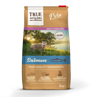 True Origins Pure Adult Sterilised Salmón pienso para gatos