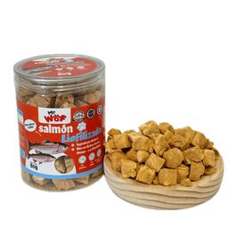 CUBOS DE SALMON LIOFILIZADO
