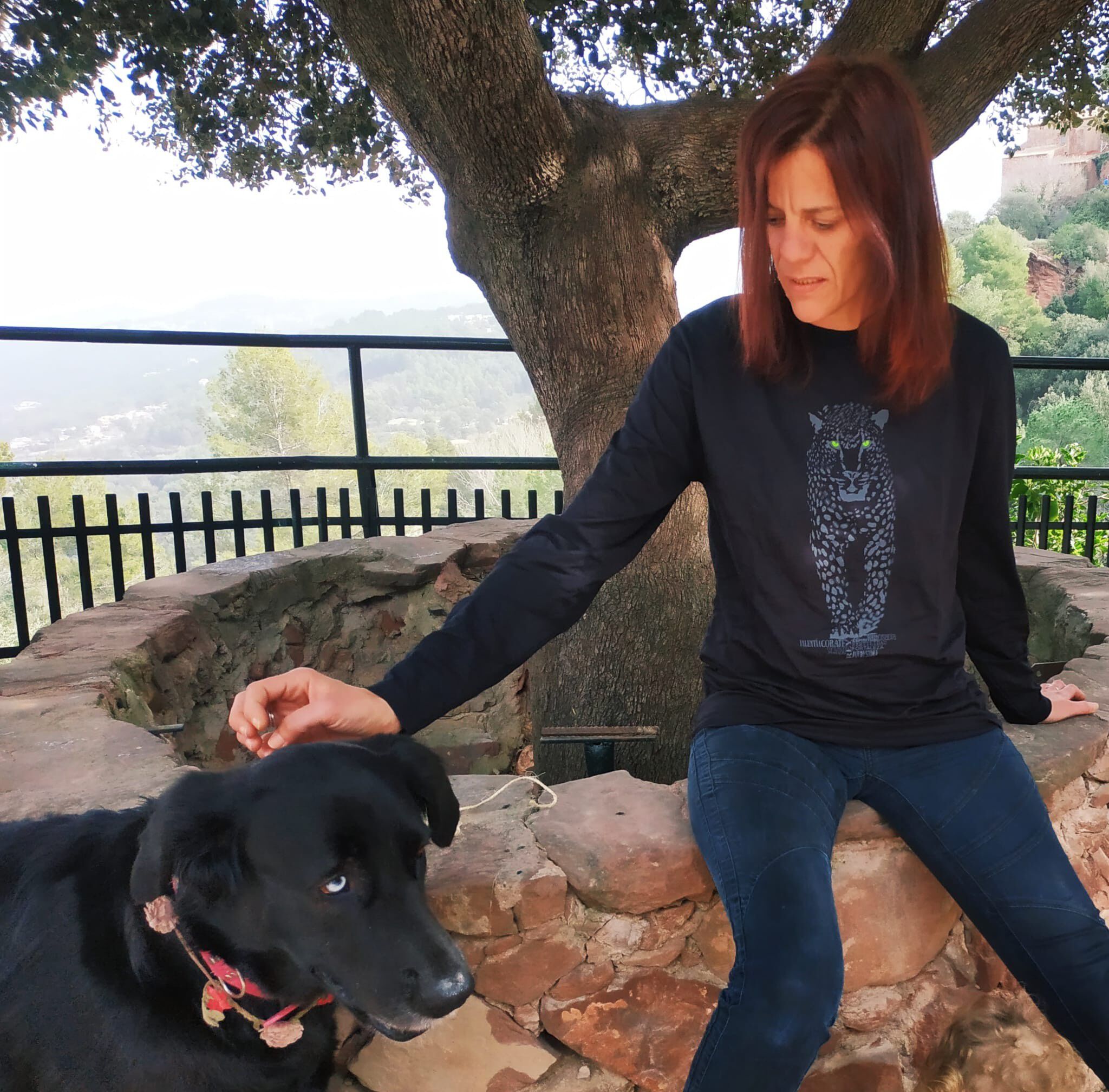 Camiseta unisex jaguar color Negro thumbnail