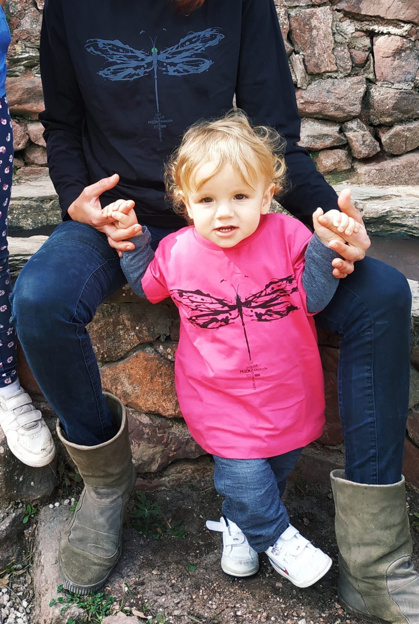 Camiseta unisex libélula color Negro thumbnail