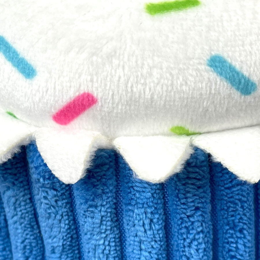 Tootoy! Comfort Birthday Cupcake Cuddler peluche con sonido para perros thumbnail