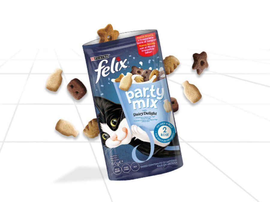 Felix Party Mix Bocaditos de Leche para gatos thumbnail