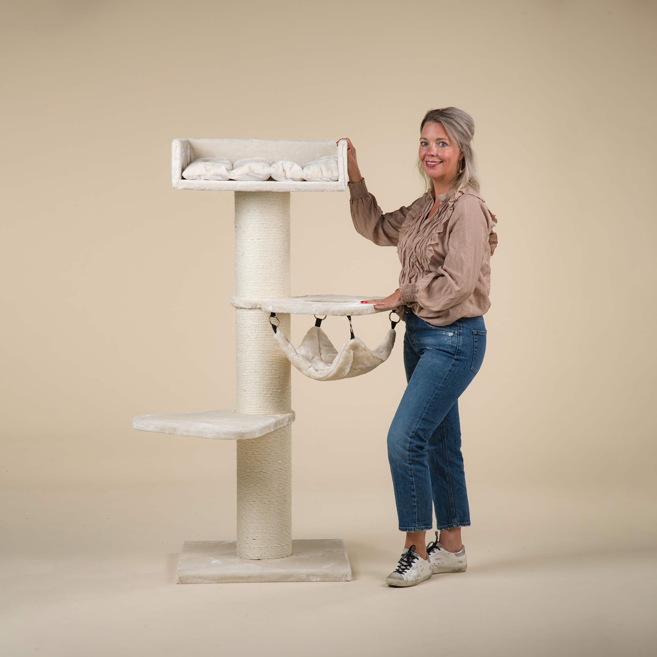 Rascador Royalty Crown Cream color Crema, , large Imagen numero 3