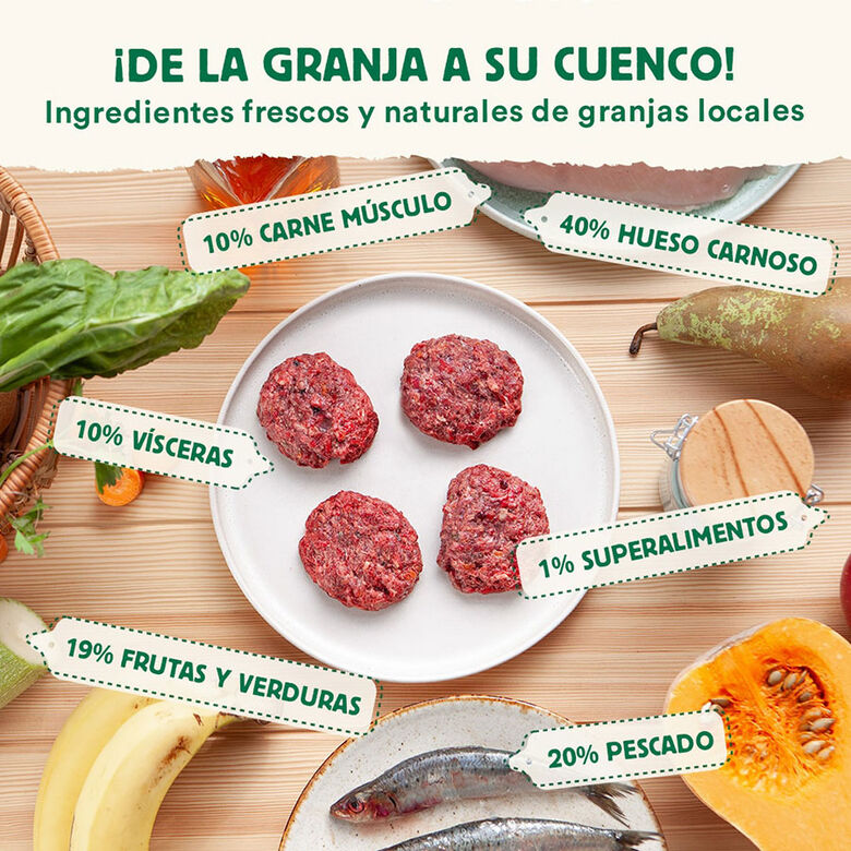 Wild Balance menús completos BARF sabor boquerón, sardina y pavo para perros thumbnail