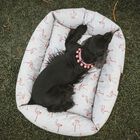 Cama impermeable Flamencos para perros color Multicolor, , large image number null