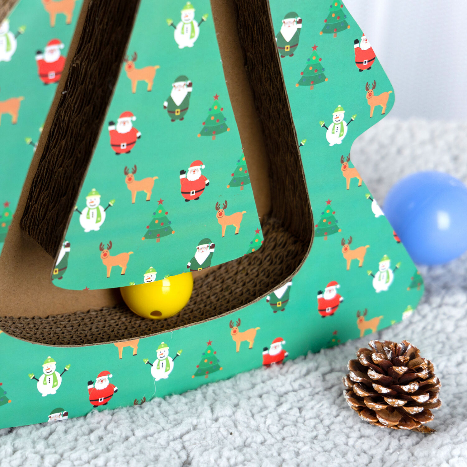 Nobleza Rascador para Gatos con Hierba Gatera,Cat ara&ntilde;azos cart&oacute;n con Bola de Campana,Cart&oacute;n Rascador de Gatos,Forma de &aacute;rbol de navidad,34*38.5*5.5cm, , large Imagen numero 2