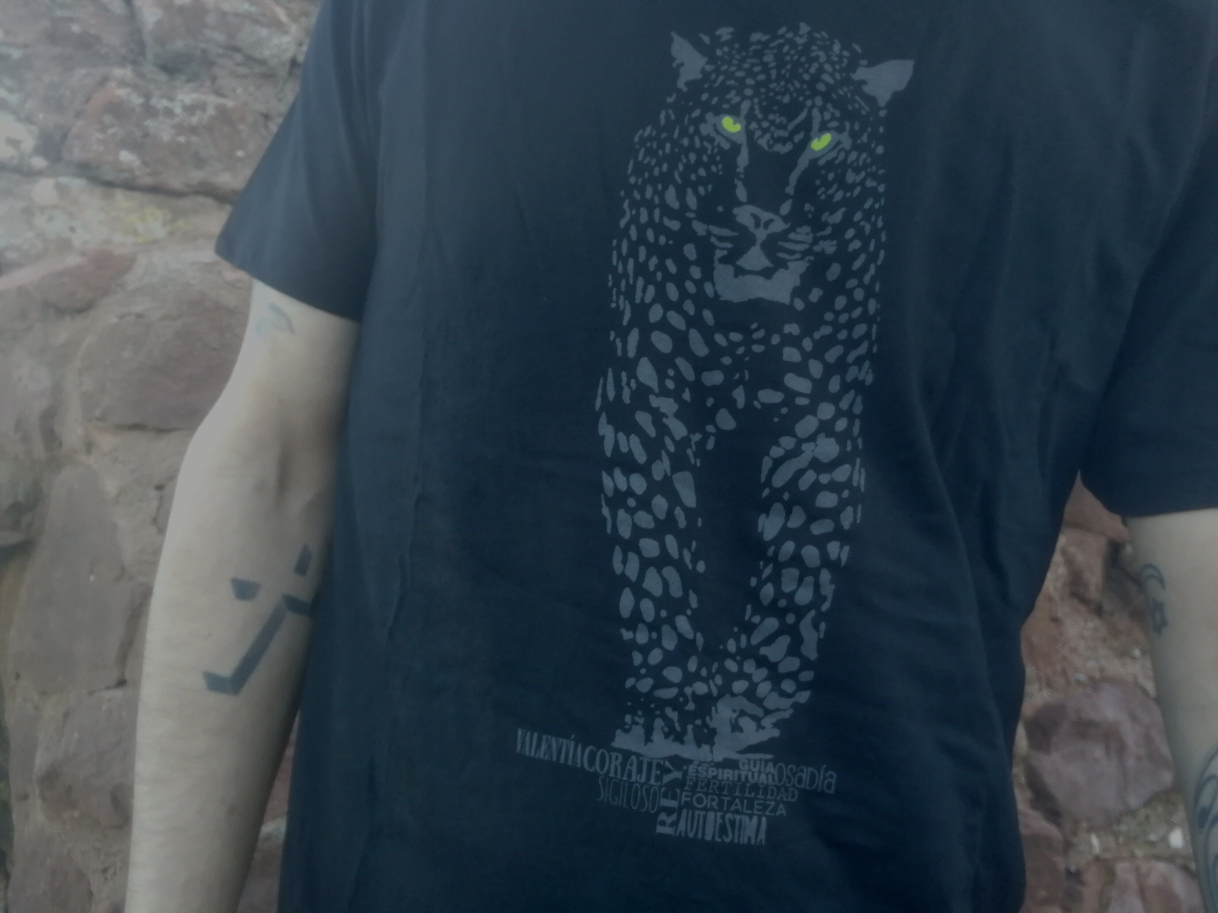 Camiseta jaguar hombre color Negro thumbnail