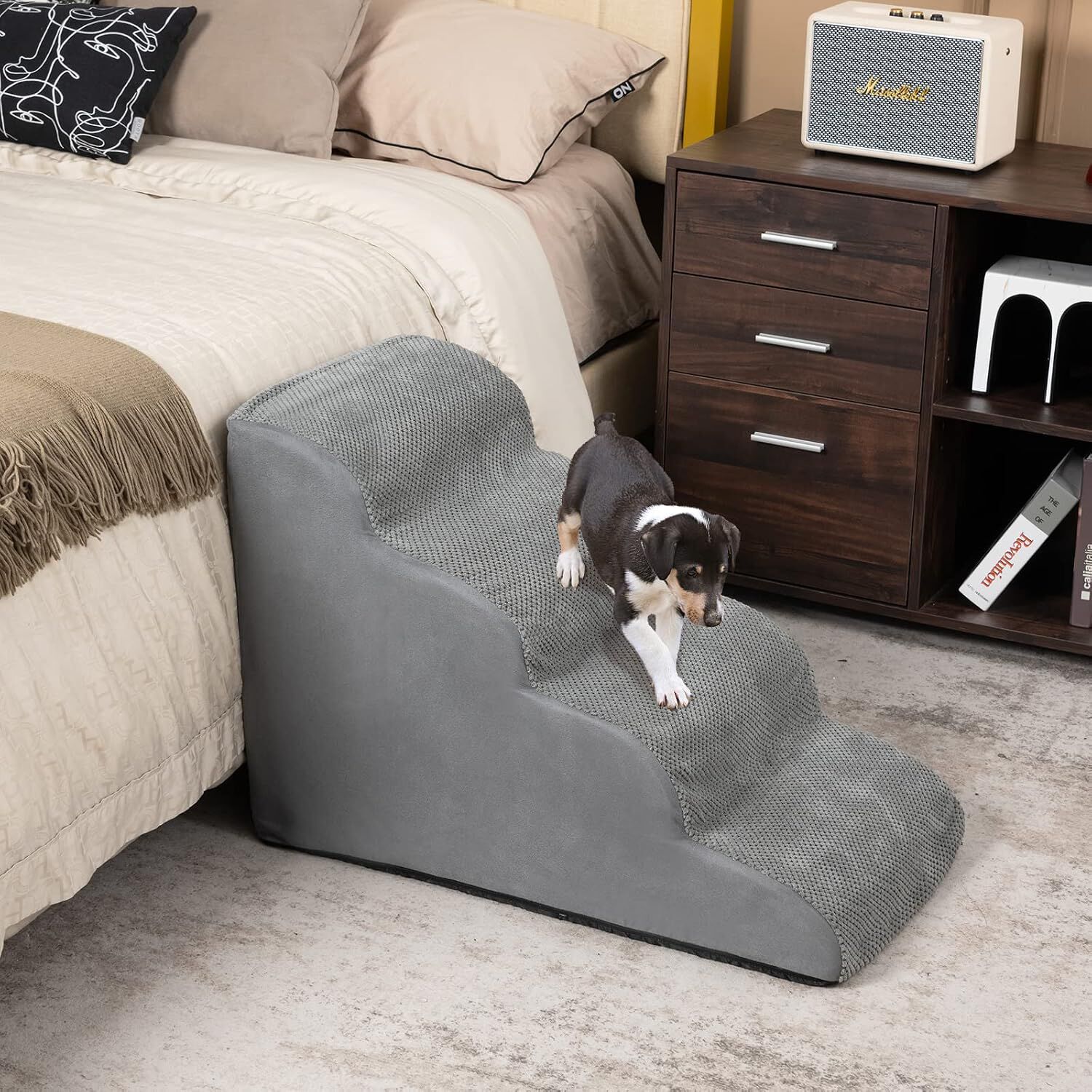 COSTWAY Rampa para Perros de Espuma de 4 Niveles, Escalera para Mascotas con Funda Lavable, Escala para Perros con Huellas de Silicona Pelda&ntilde;os Antideslizantes para Sof&aacute;s Altos (Gris 4 escaleras), , large Imagen numero 2
