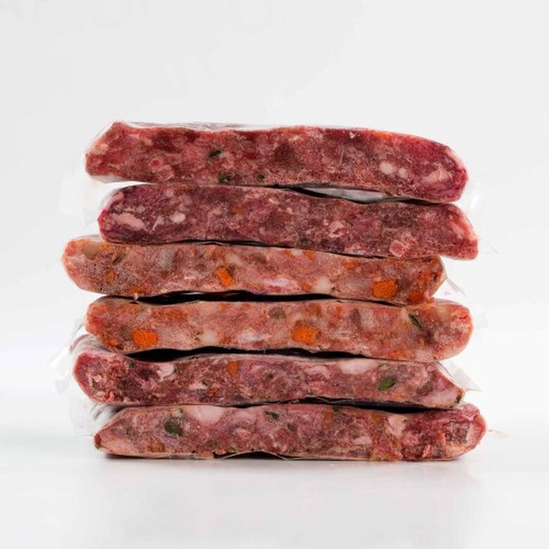 CRU carne natural mixta de pollo, ternera y conejo para perros thumbnail