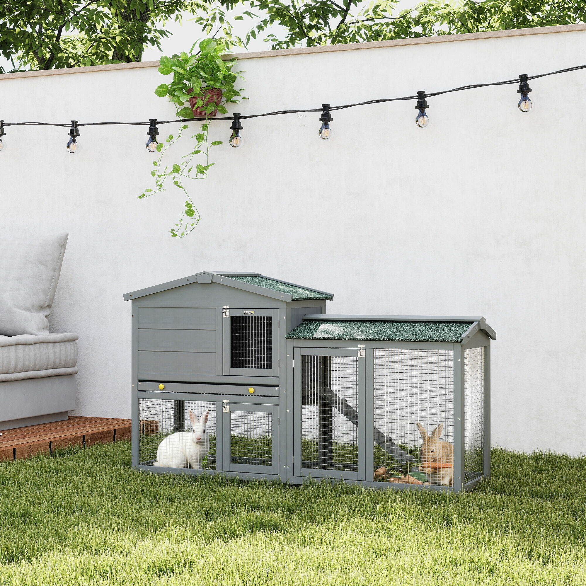 PawHut Conejera de Madera de 2 Niveles, Jaula para Conejos Grande con Techo Asf&aacute;ltico, Bandeja Extra&iacute;ble y Escalera, Conejera para Exterior, para Cobayas y H&aacute;msteres, 150x45x85 cm, Gris, , large Imagen numero 2