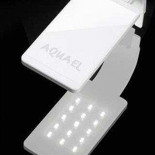 Aquael Leddy Smart plant lámpara led para acuarios pequeños