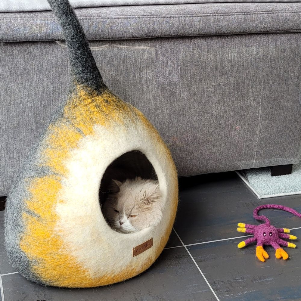 Casa para gato de fieltro de lana artesanal Potir, , large Imagen numero 3