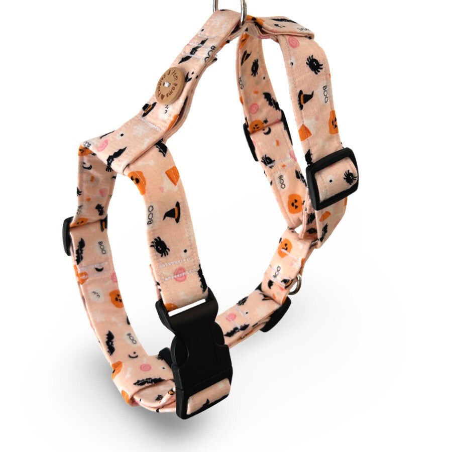 Puppies & Pom Poms Arnés ajustable hecho a mano en forma de H - Halloween para perros