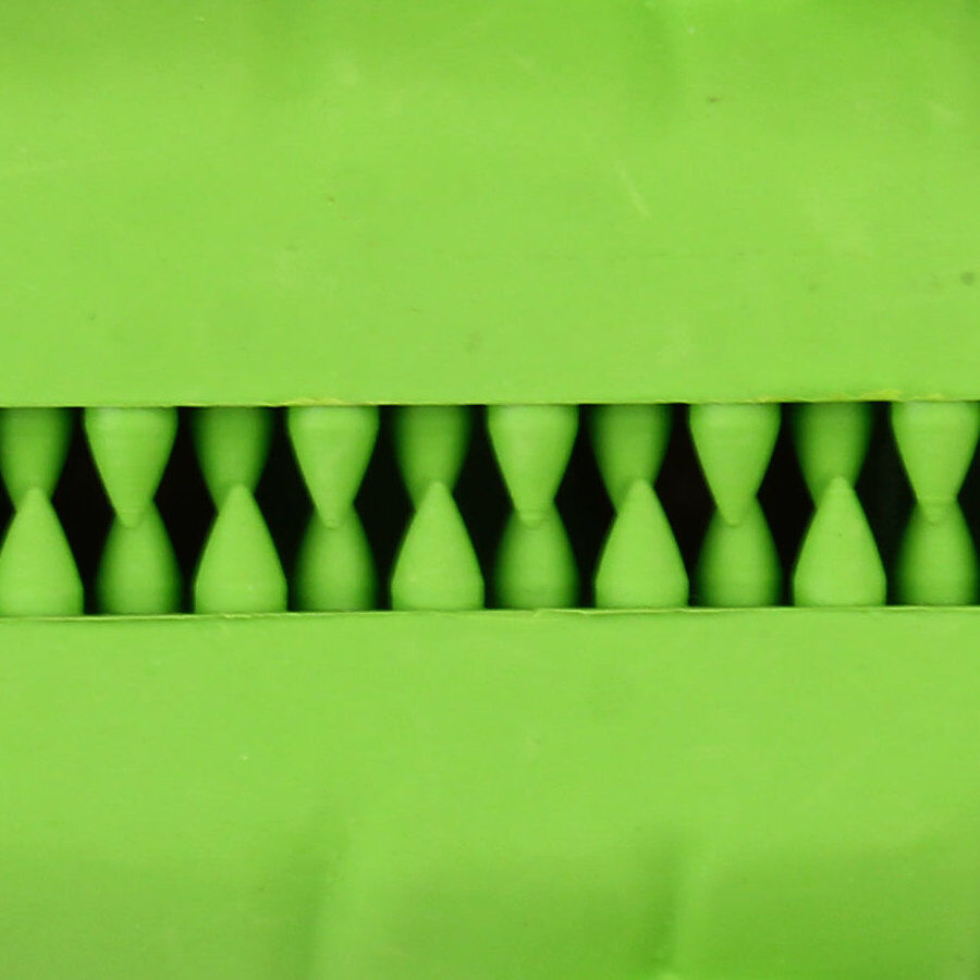 Tootoy! Chew Croco Treat mordedor portasnacks para perros thumbnail