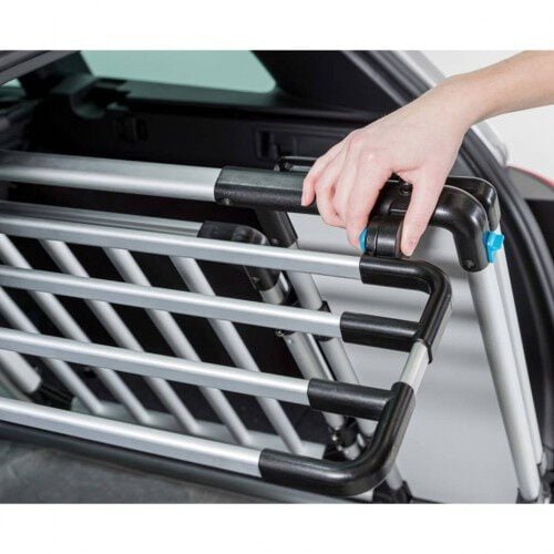 Rejilla para la parte trasera del coche color Metálico thumbnail