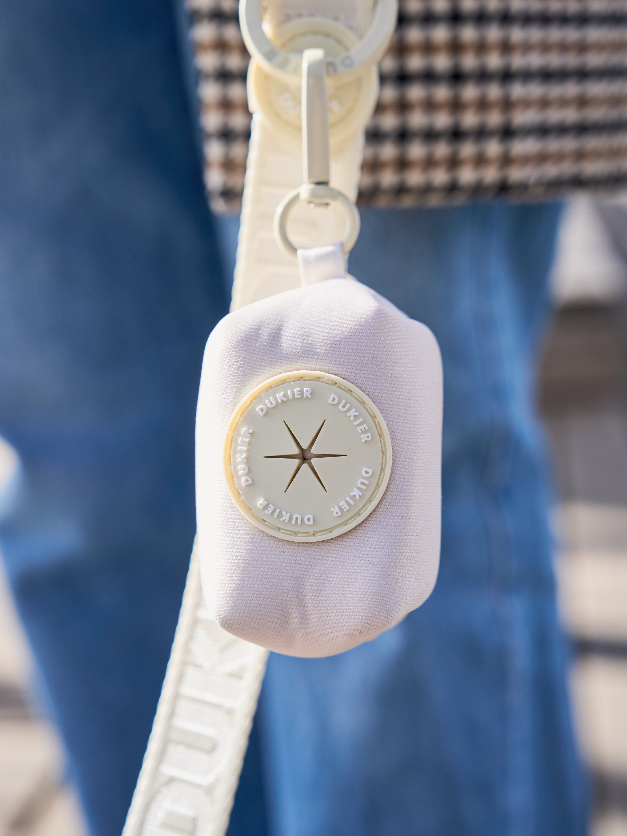 Porta Bolsas Beige (Essentials) U, , large Imagen numero 4