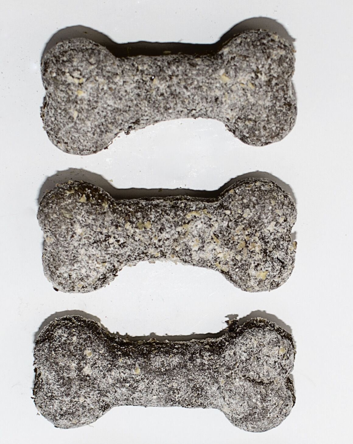 Galletas de algarroba y ternera, , large Imagen numero 1