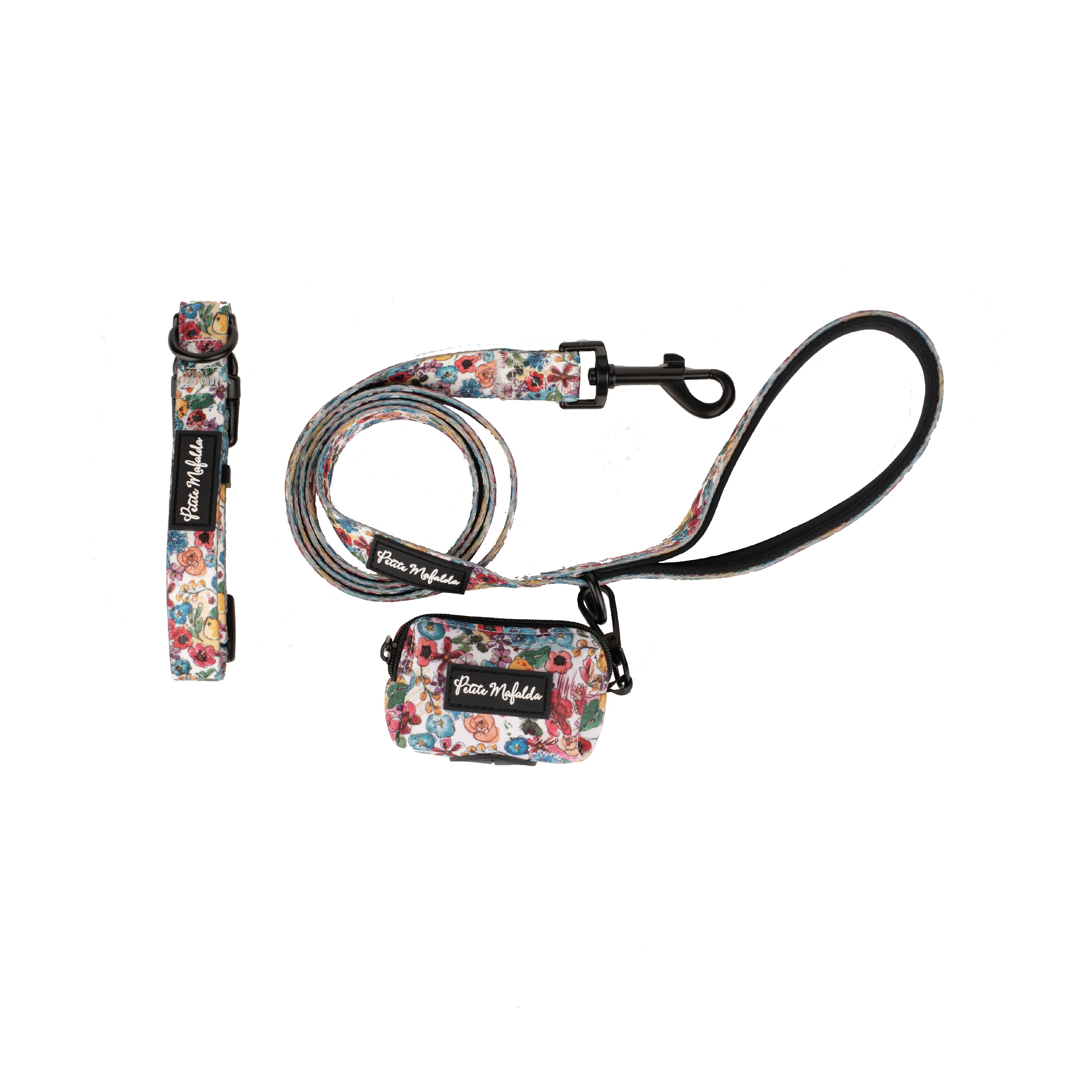 Petite Mafalda Pack Collar + Correa + Porta Bolsas Estampado Flores azules para perros, , large Imagen numero 1