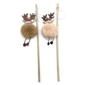 Ca&ntilde;a con peluche de reno para gatos