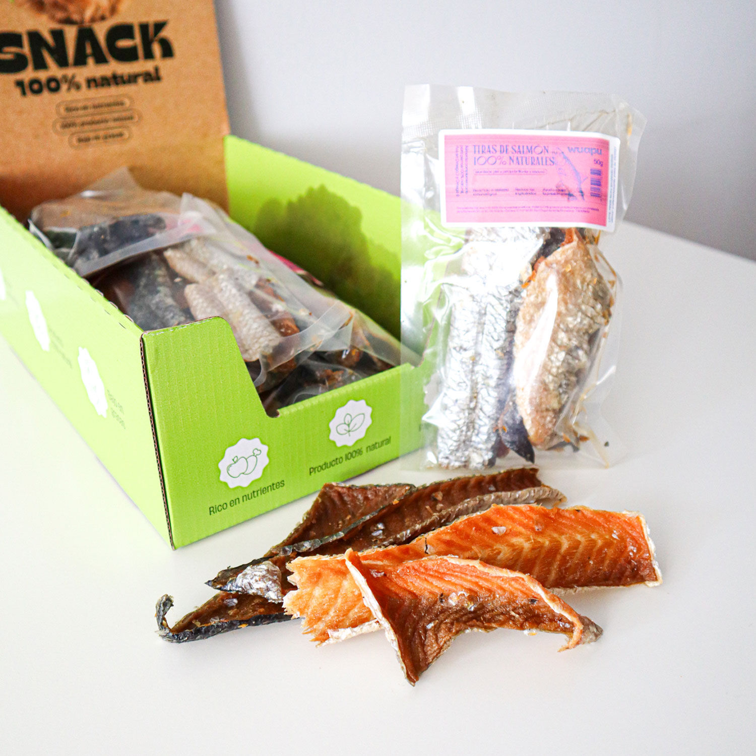 SNACK NATURAL PARA PERRO TIRAS DE SALMON 50G x 12 BOLSAS WUAPU, , large Imagen numero 2