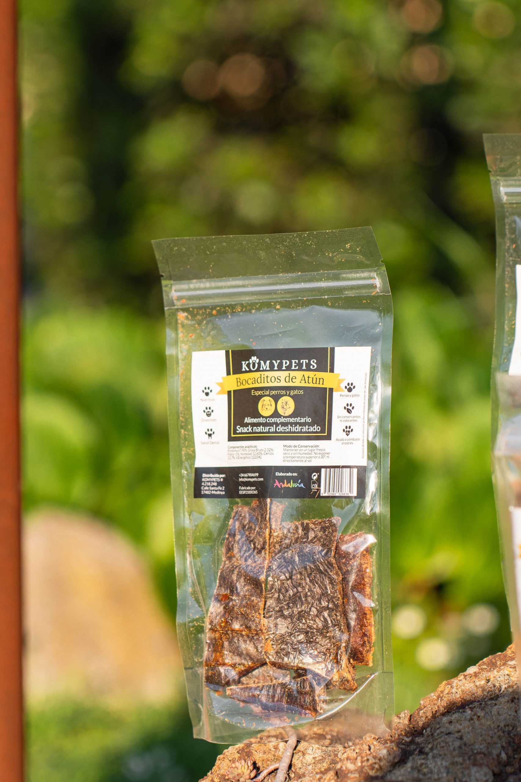 Snacks naturales de bocaditos de at&uacute;n deshidratados Komypets, , large Imagen numero 4