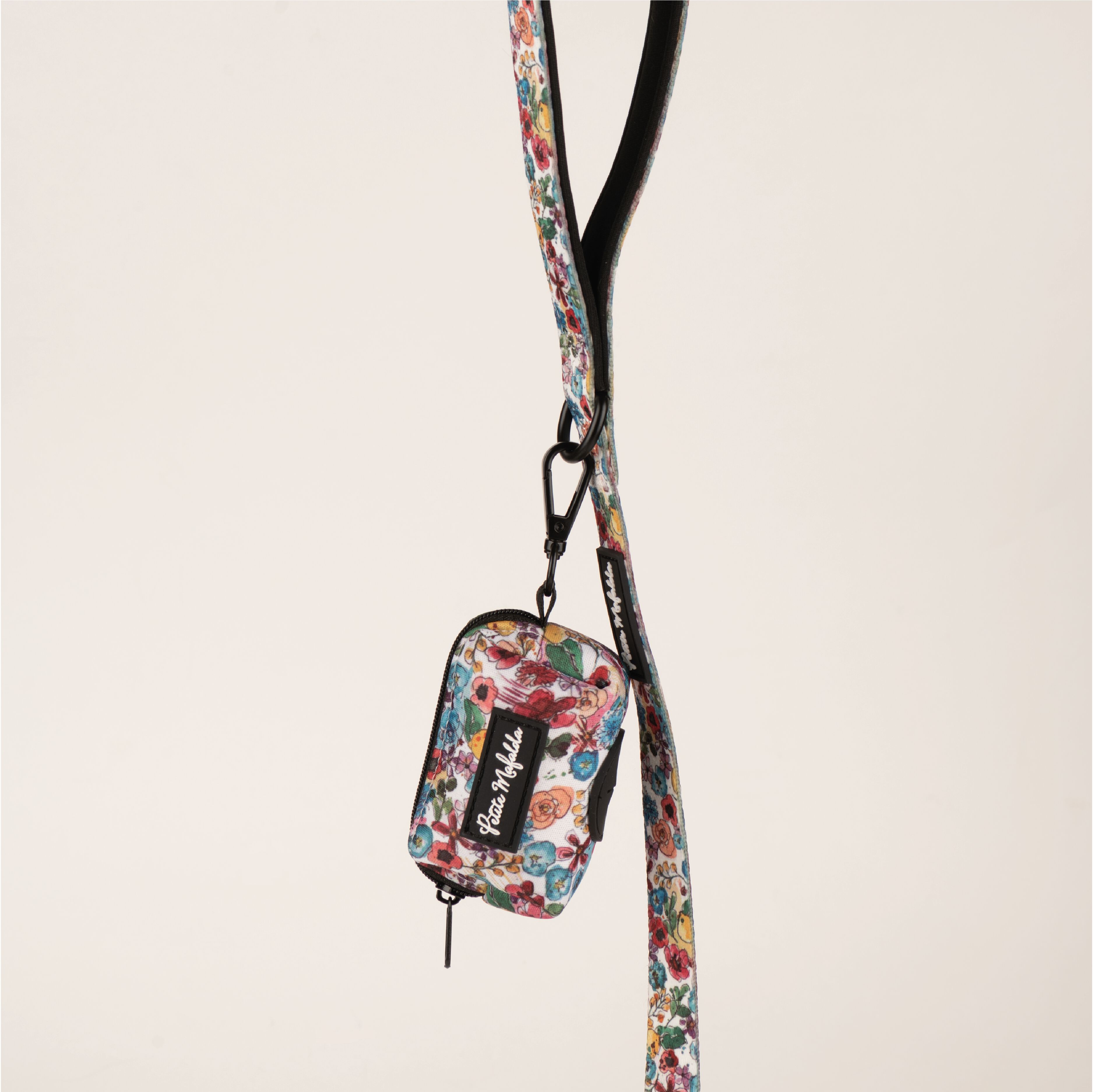 Petite Mafalda Porta Bolsas Estampado Flores azules para perros, , large Imagen numero 3