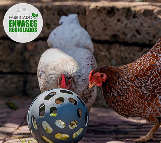 Finca Casarejo Snack Ball Comedero Rodante para Gallinas thumbnail