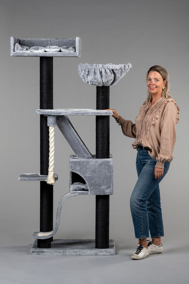 Rascador Kilimandjaro de Luxe Blackline color Gris y gris oscuro thumbnail