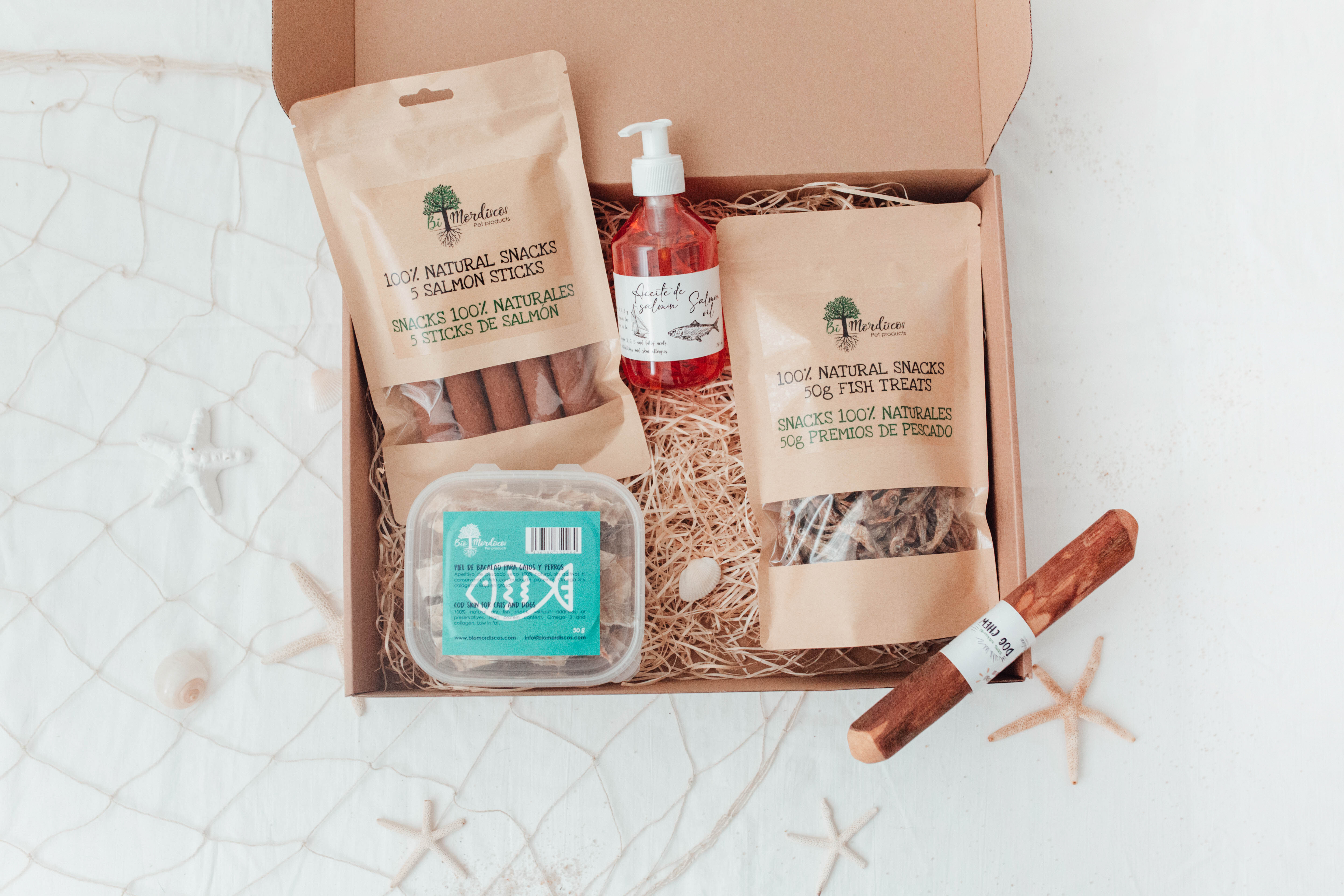 BIMORBOX Gold Ocean - Pack  Snacks y Productos Mar&iacute;timos para Perros, , large Imagen numero 2