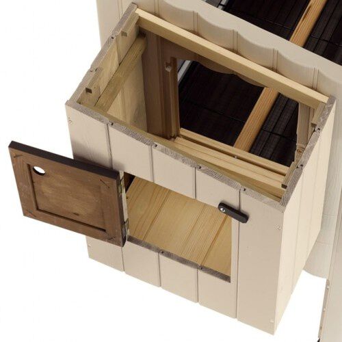 Gallinero de plástico con escalera de acceso thumbnail