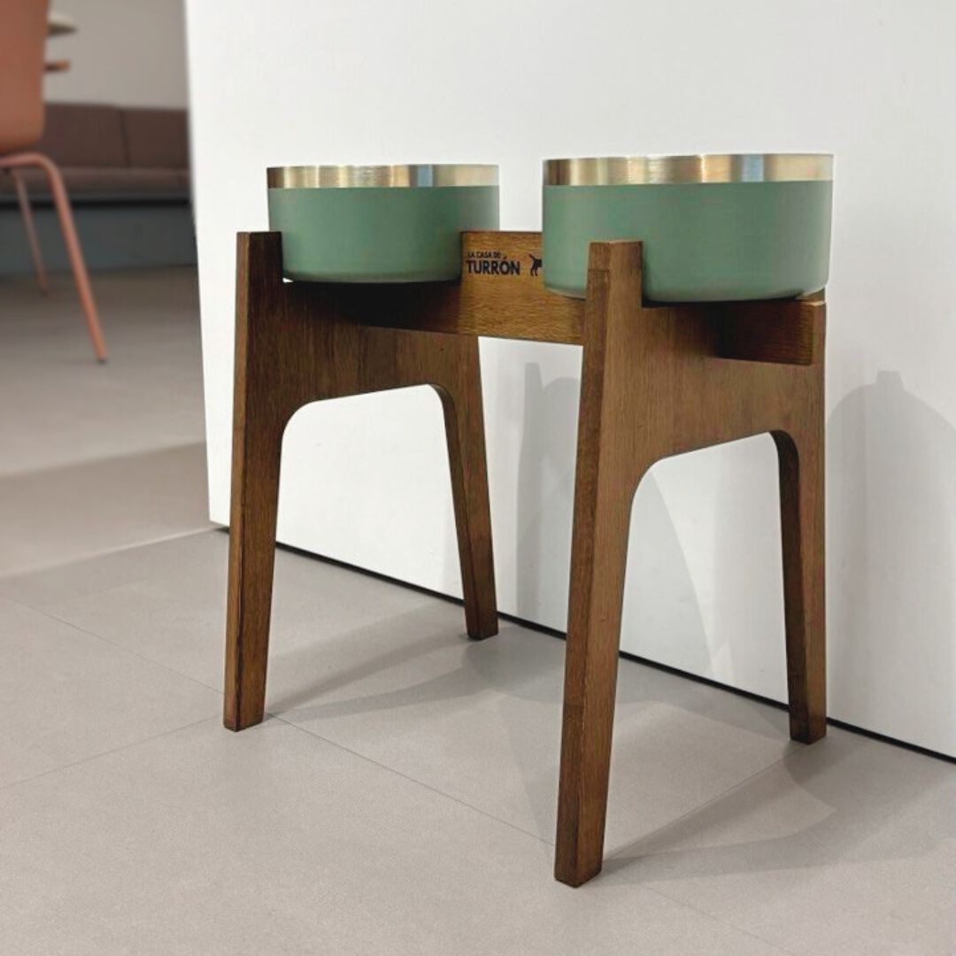 La Casa de Turrón Comedero Doble para perros y gatos thumbnail