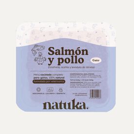 Natuka Snack Natural Menú Pollo Salmón para gatos.