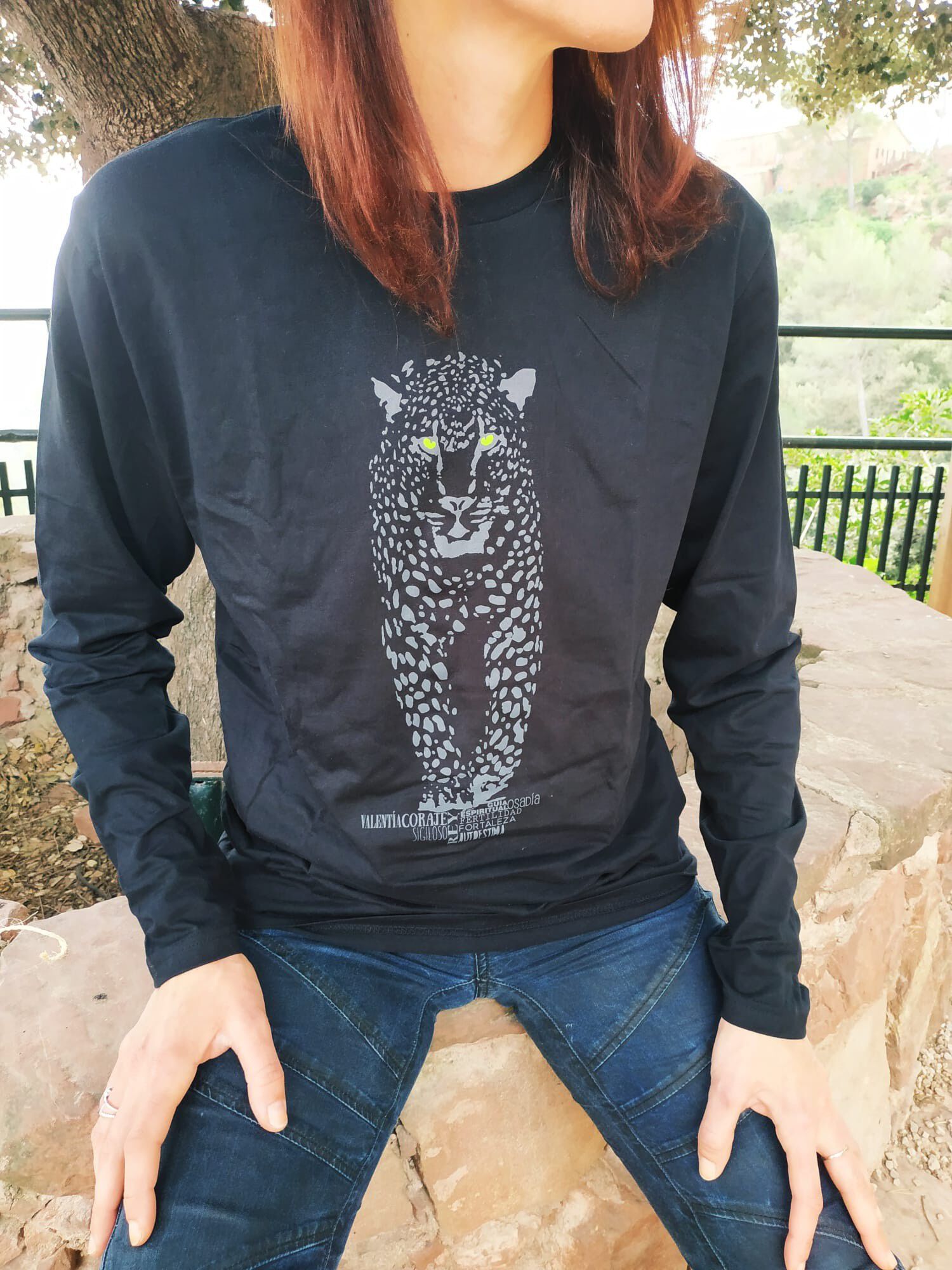 Camiseta unisex jaguar color Negro thumbnail