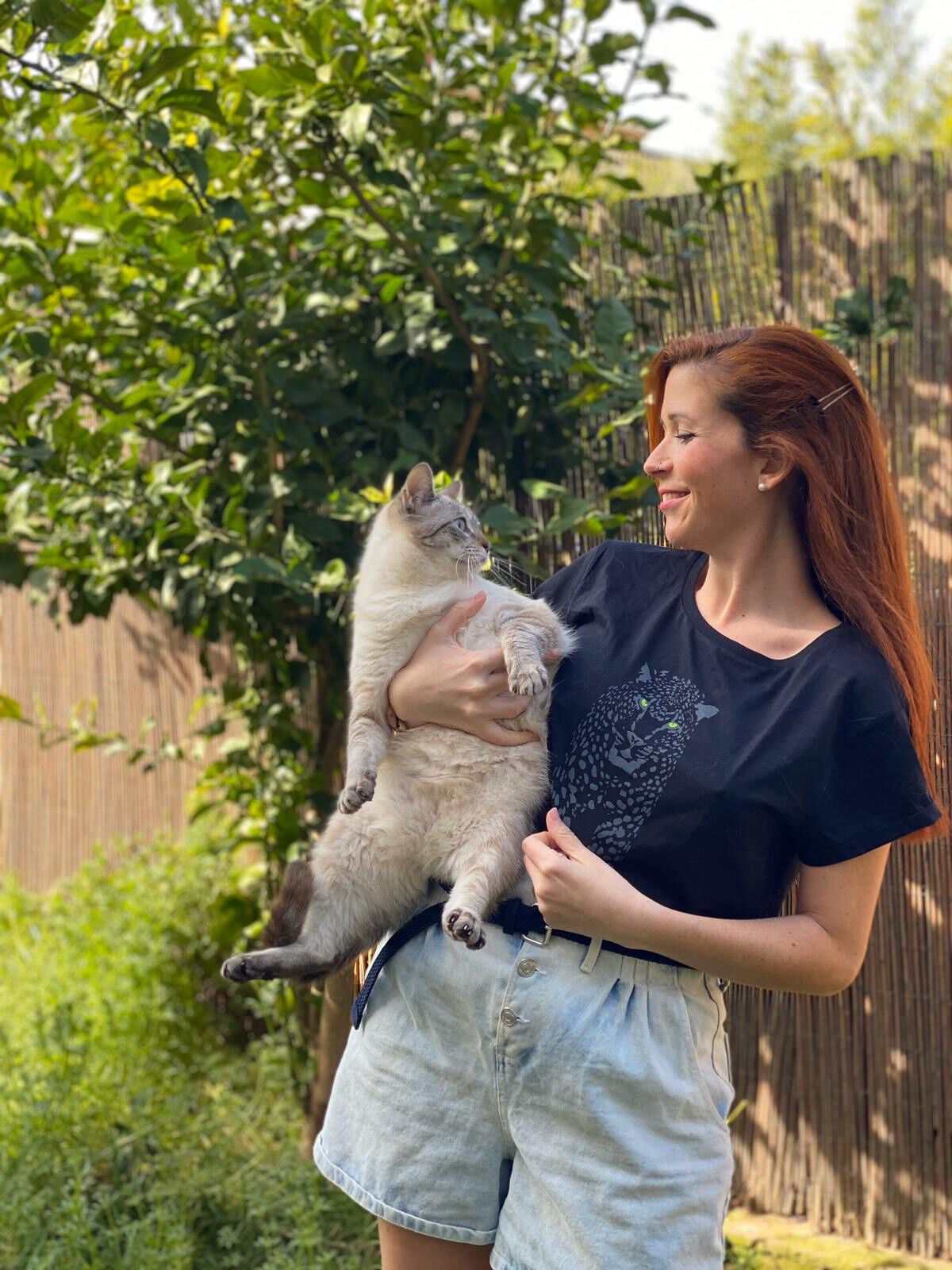 Camiseta de mujer Animal Totem jaguar gris thumbnail