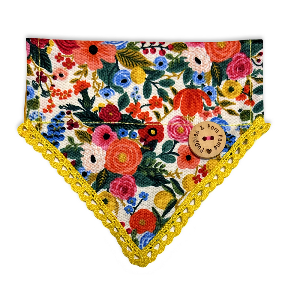 Pañuelo – Hecha a Mano – Fiesta en el Jardin