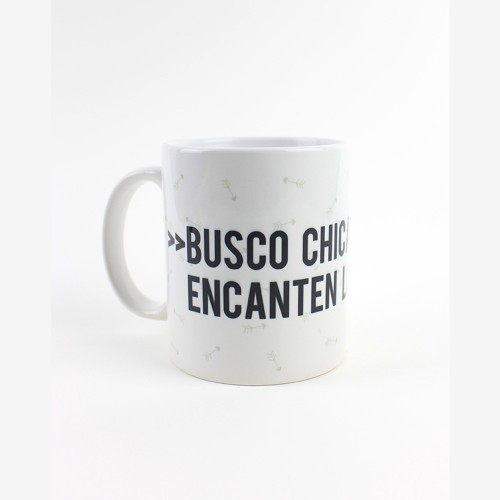 Taza Busco chica a la que le encanten los gatos